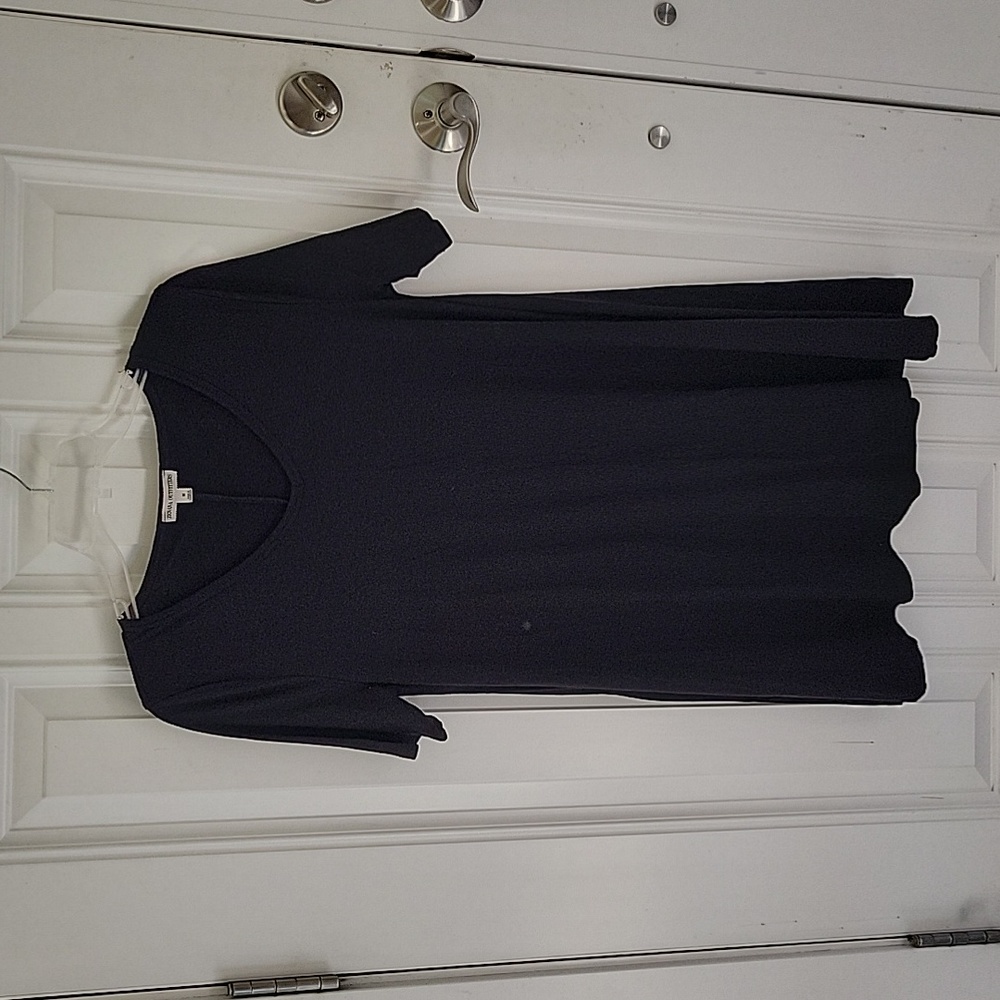 Flowy Black Short Sleeved Shirt by Zenana Outfitters Sz. M